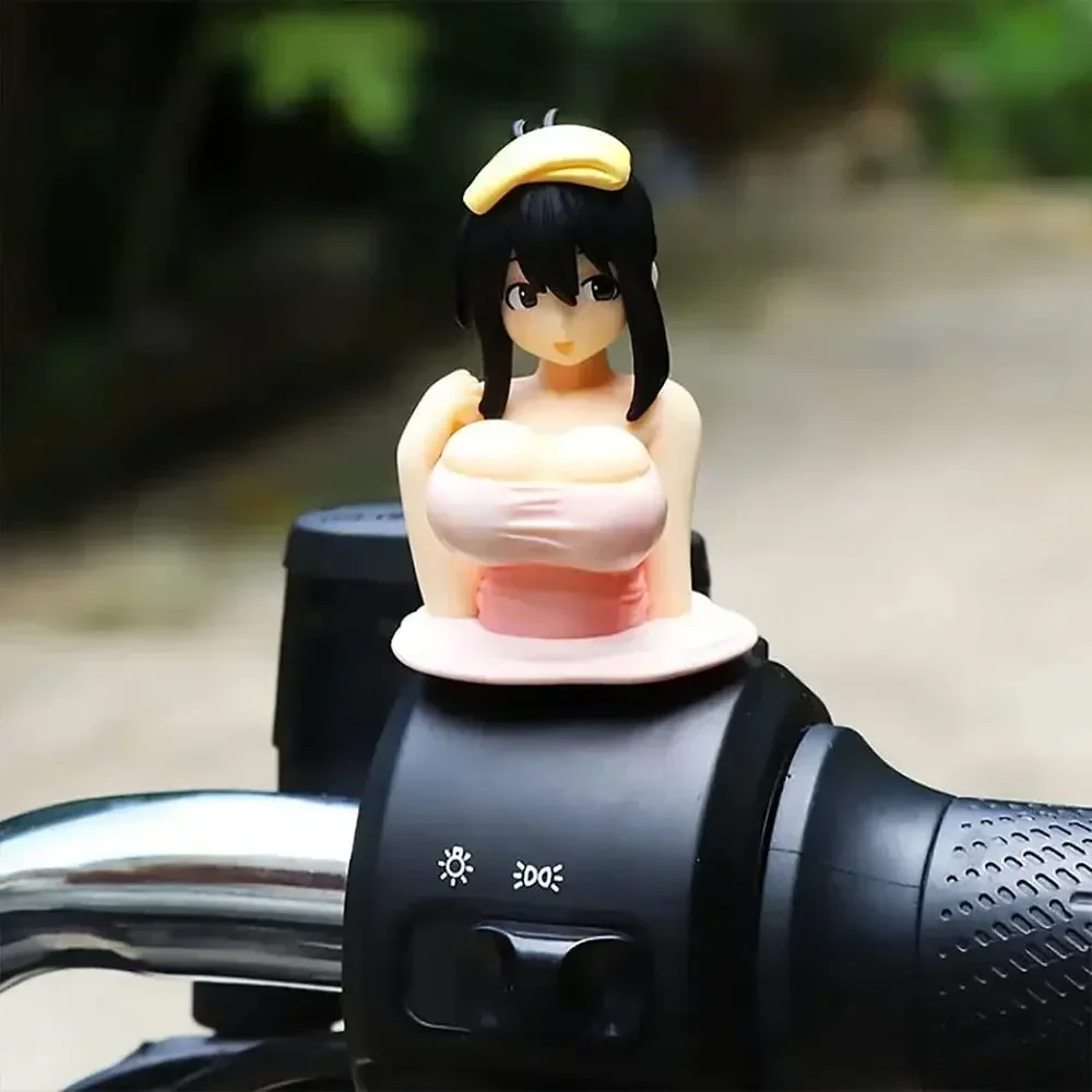 Sexy Anime con Seno Vibrante,  - Car Accessories Girly recensione e prezzo
