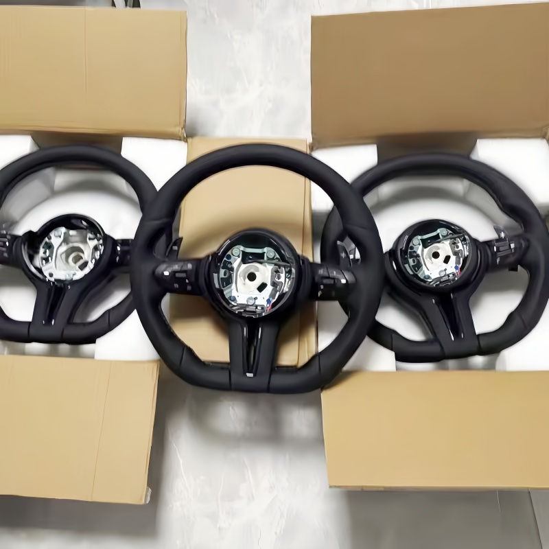 Volante in Pelle per Auto BMW  - Car Accessories For Steering Wheel recensione e prezzo